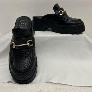 Shu Shop Audra Mule Loafers, Faux Black Snakeskin w/Gold-tone accent Size 7